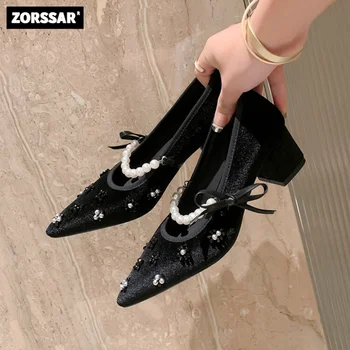 Женская обувь Mary Janes с острым носком и высоким каблуком, модные бархатные туфли-лодочки с жемчугом, современный стиль, ремешок на щиколотке, женская обувь на массивном каблуке